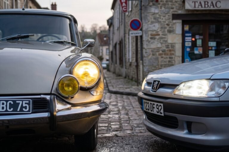 Depuis quand les phares blancs en France