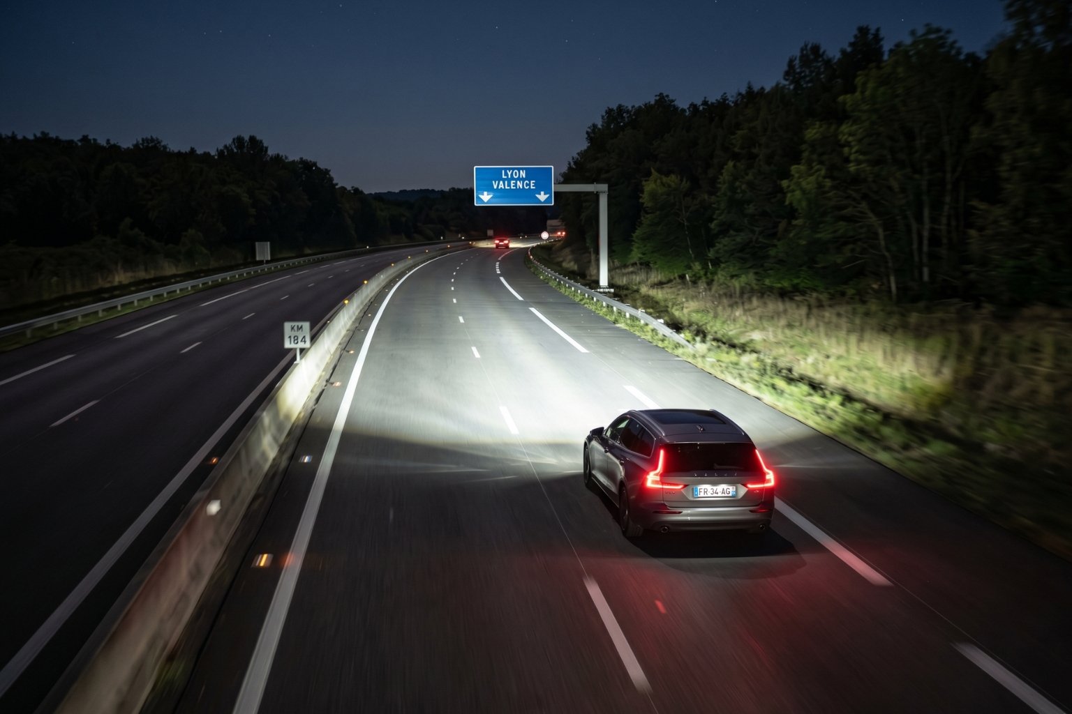 Peut-on rouler en plein phare sur l'autoroute