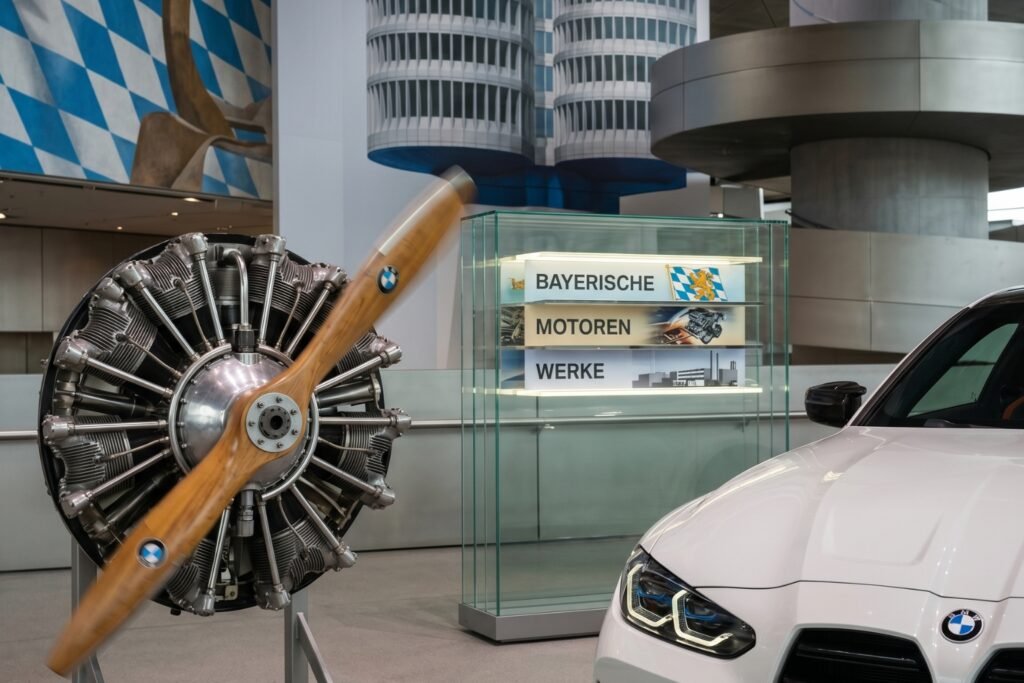 Que veut dire BMW signification, origine et histoire